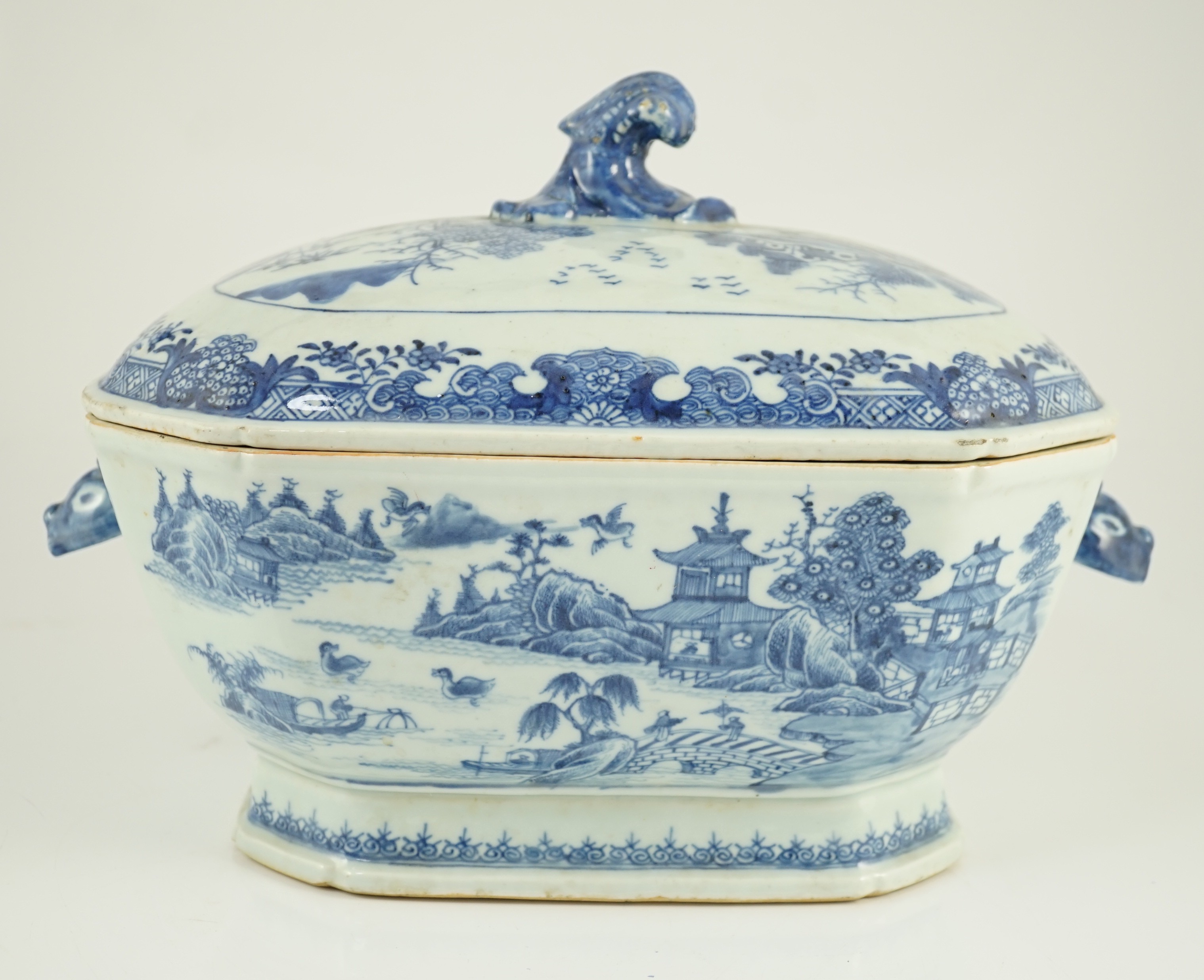 A Chinese blue and white tureen and cover, Qianlong period, 35.5cm wide, one handle re-attached